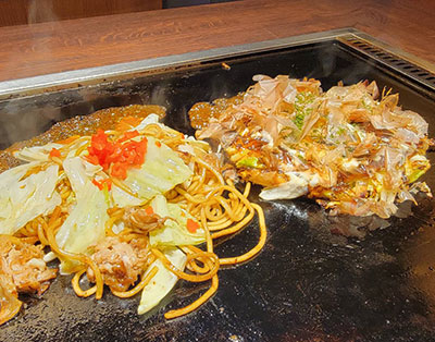 お好み焼き桃太郎 新深江本店 お好み焼き1玉+焼きそばハーフ